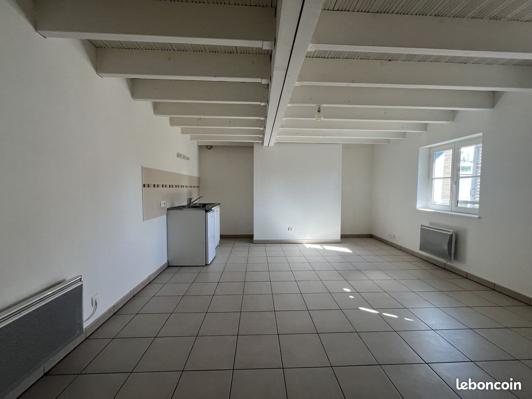Appartement 2 pièces 48 m² · à Châlons-en-Champagne · 48 m² · 415 €
