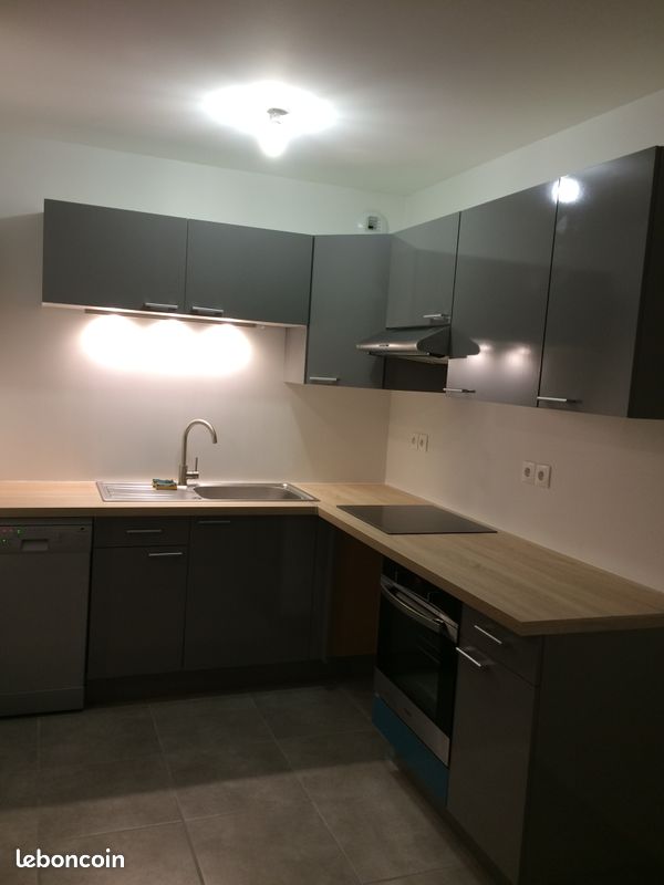 Appartement 1 pièce 41 m² · à Saint-Pierre-de-Chandieu · 41 m² · 205 000 €