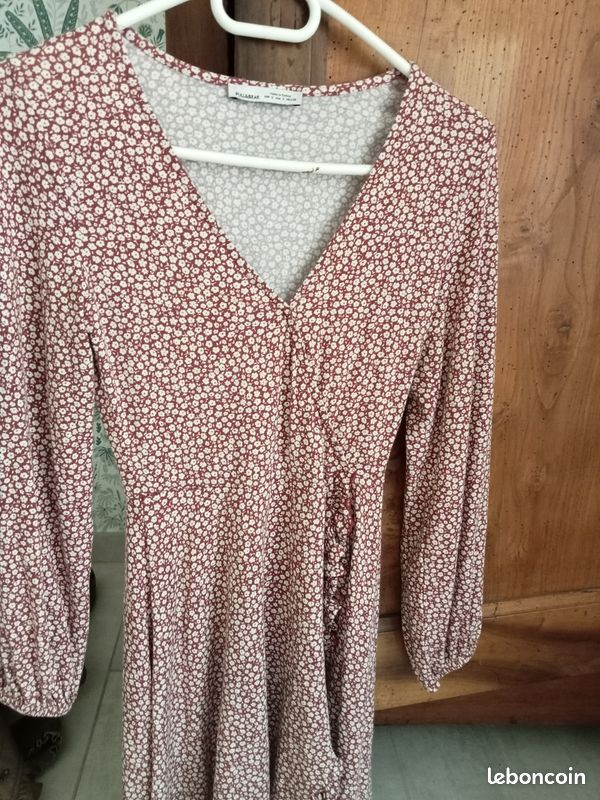 Jolie robe (image 1)
