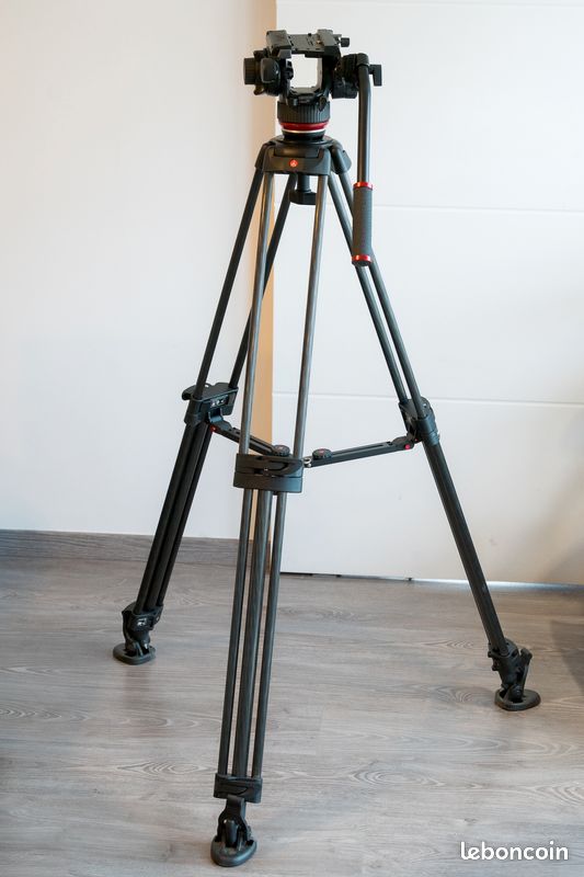 Trépied vidéo MANFROTTO aluminium - 516, 545GB et MBAG100PN - LA BS