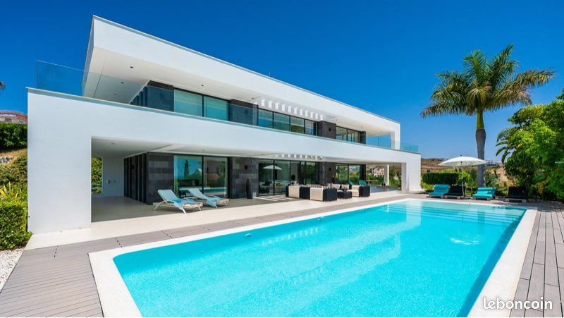 Maison 8 pièces 149 m² · à Rivesaltes · 149 m² · 372 500 €