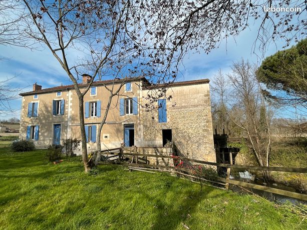 Propriété 6 pièces 203 m²