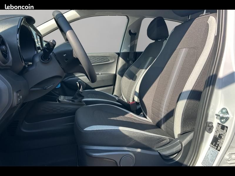 Hyundai i10 1.0 63ch ECO Intuitive BVR (image 18)