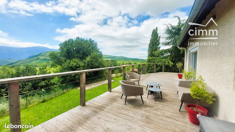 Maison 7 pièces 187 m²