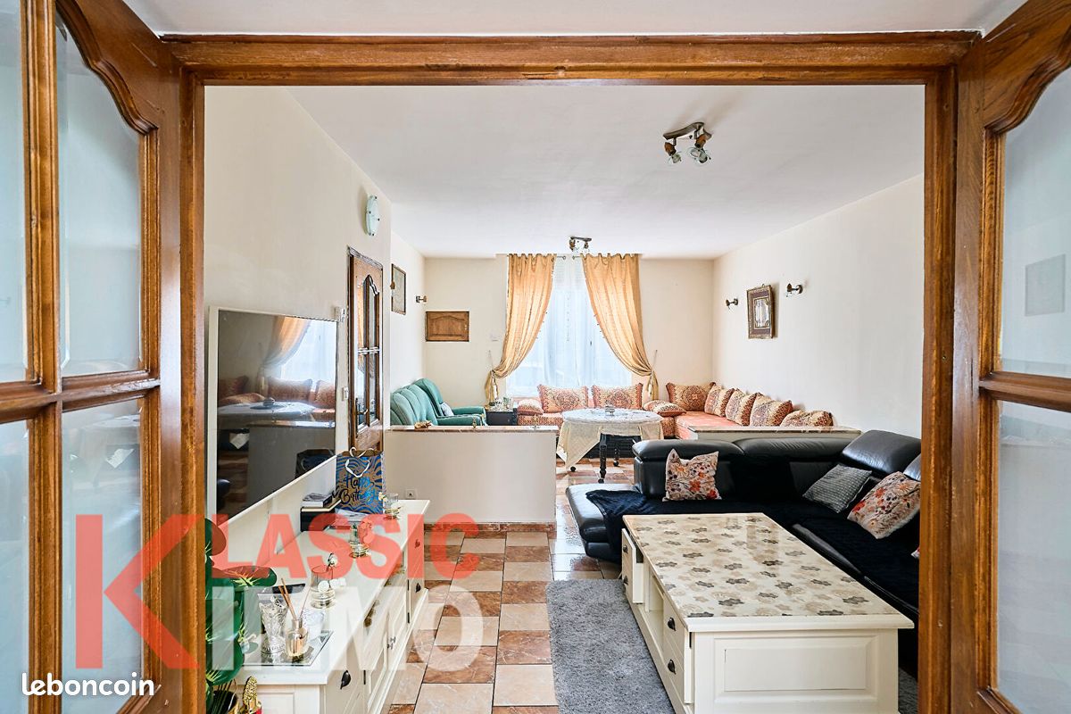 Maison 6 pièces 136 m² · à Tourcoing · 136 m² · 238 000 €