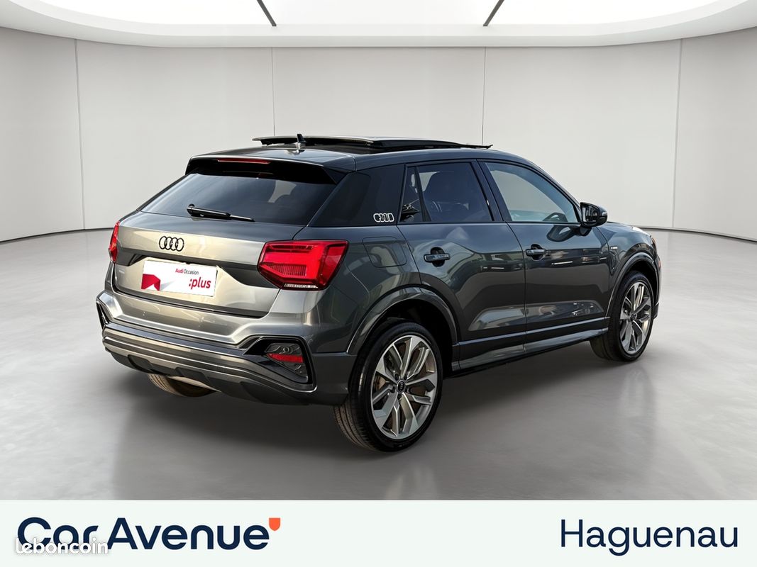 AUDI Q2 35 TDI 150 S tronic 7 Black Edition / Toit Ouvrant / GPS / Caméra / Hayon Electrique / Attelage (image 5)