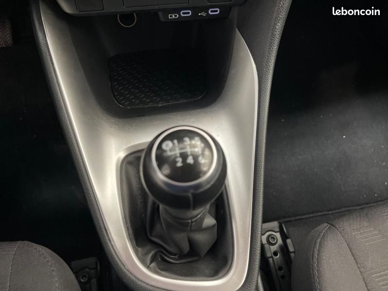 Toyota Yaris 120 VVT-i Dynamic Business 5p MC24 (image 11)