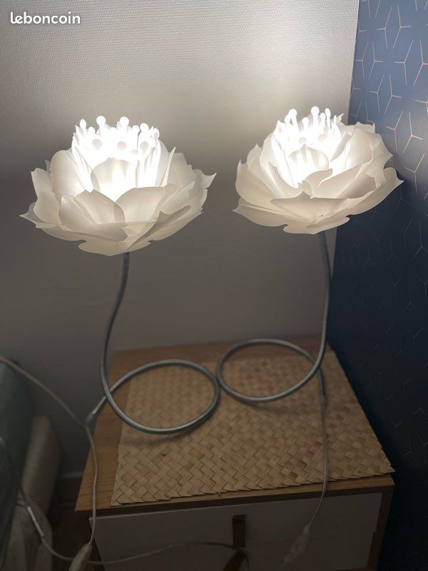 2 lampes de chevets forme fleurs (image 1)