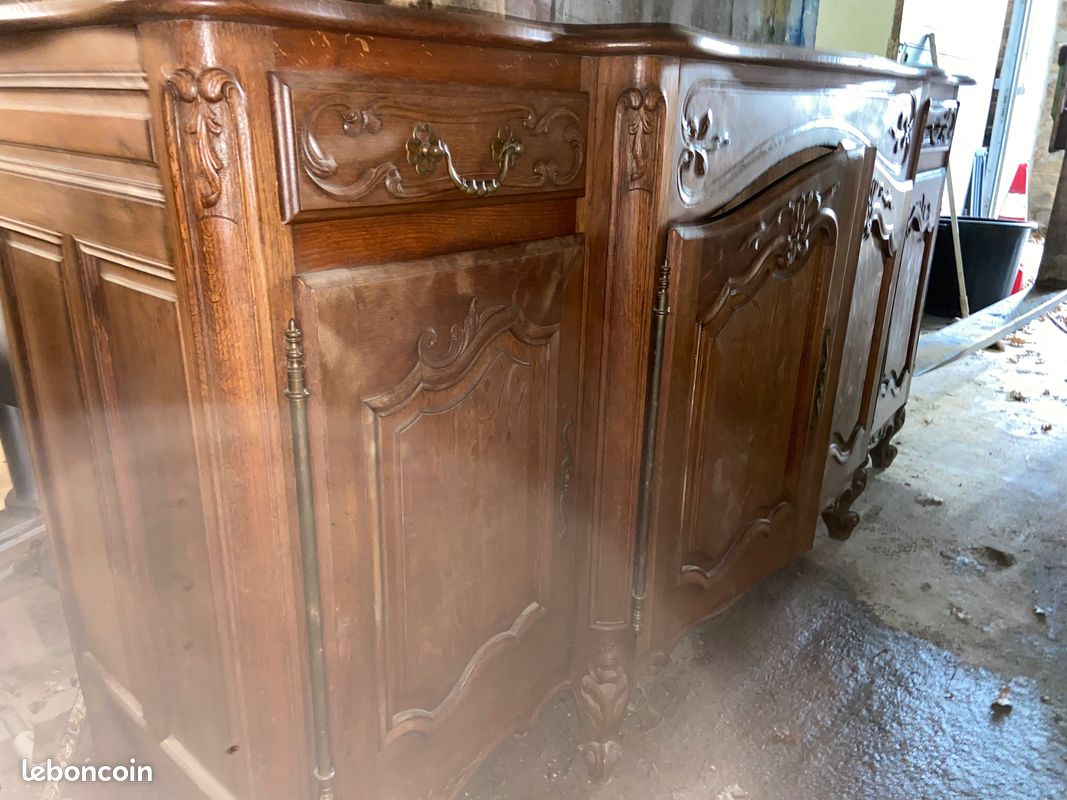 Meuble en bois (image 1)