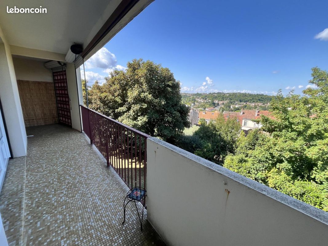 Appartement 3 pièces 80 m² · à Angoulême · 80 m² · 670 €/mois