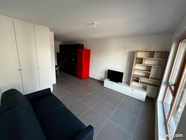 A LOUER MAGNIFIQUE STUDIO NEUF DE 28m2