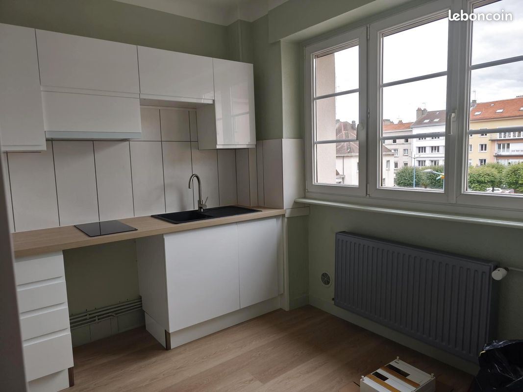 Appartement 2 pièces 42 m² · à Charmes · 42 m² · 425 €/mois