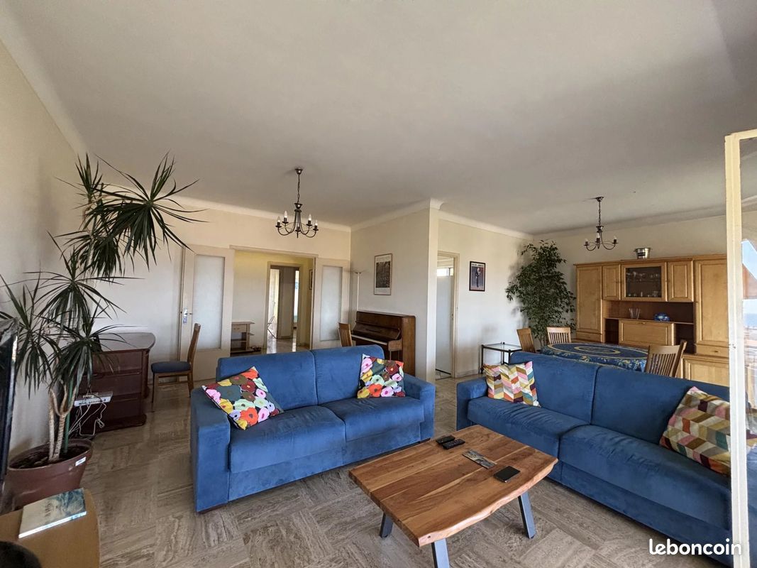 Appartement 3 pièces 100 m² · à Nice · 100 m² · 2 000 €