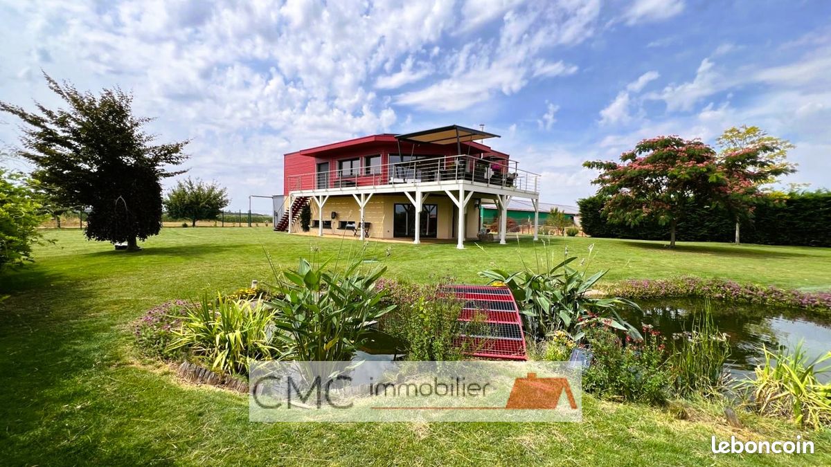 Maison 5 pièces 200 m² · à Les Villages Vovéens · 200 m² · 688 275 €