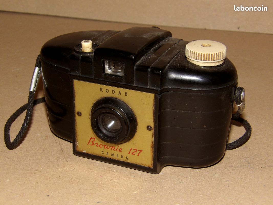 Appareil Photo Vintage Kodak Brownie Staluxe 2 - Argentique Format 127 (1950) Pour Décoration
