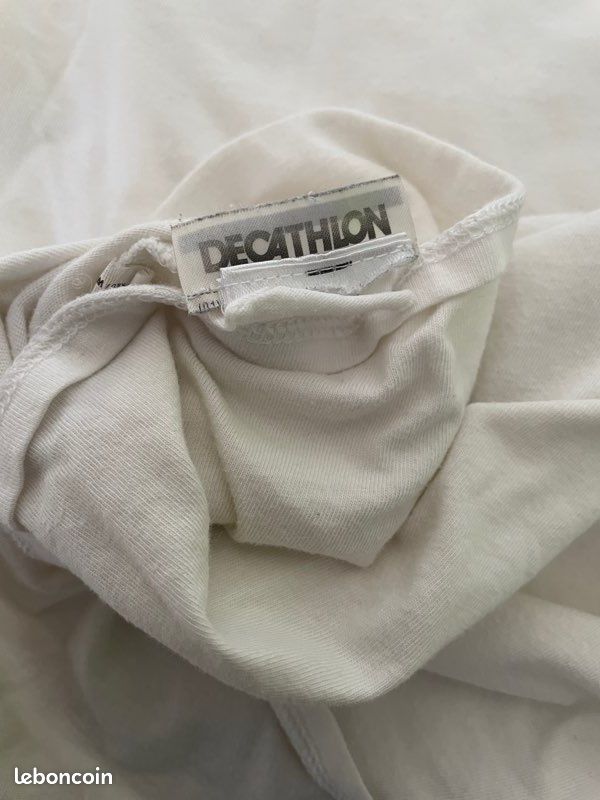 T-shirt (image 3)