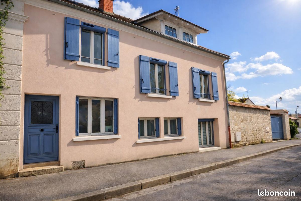 Maison 7 pièces 180 m² · à Gargenville · 180 m² · 372 000 €