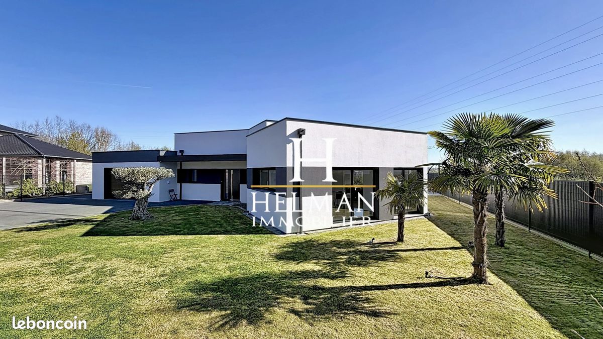 Maison 7 pièces 235 m² · à Longuenesse · 235 m² · 669 000 €