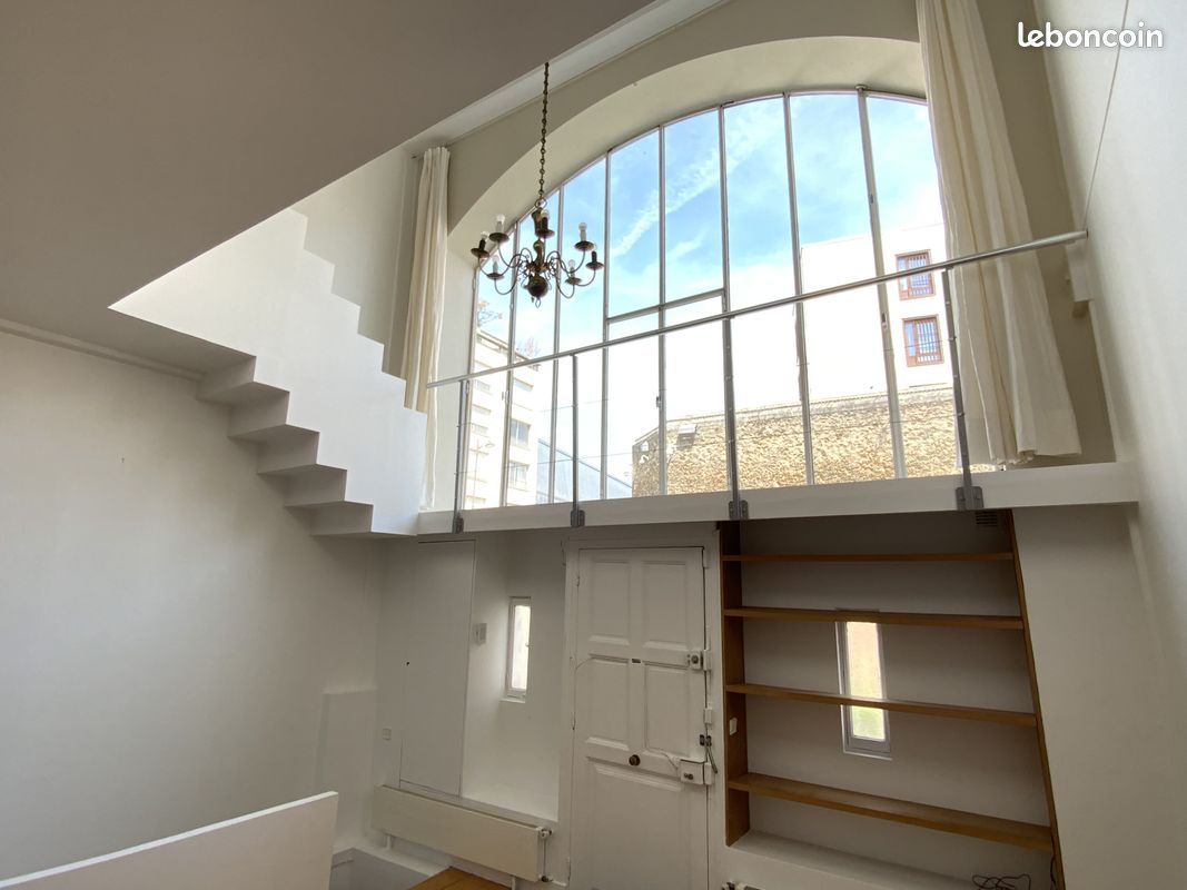 Appartement 4 pièces 107 m² · à Paris · 107 m² · 2 800 €