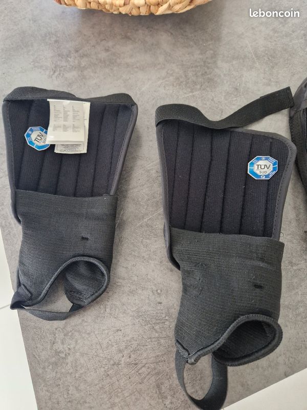 Protege tibia Adidas (image 2)