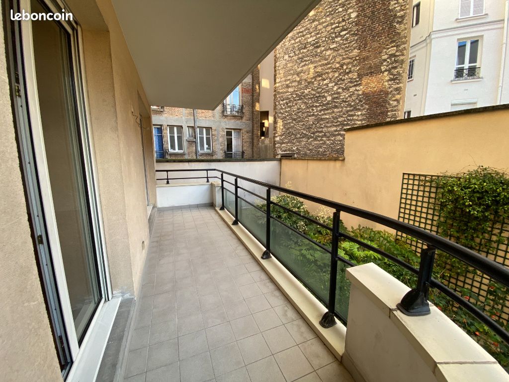 Appartement 4 pièces 92 m² · à Paris · 92 m² · 2 980 €