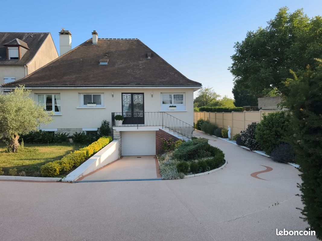 Maison 6 pièces 133 m² · à Beauvais · 133 m² · 399 000 €