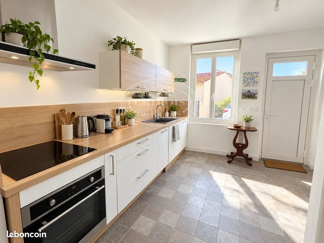 Appartement 3 pièces 54 m² · à Lézignan-Corbières · 54 m² · 700 €/mois