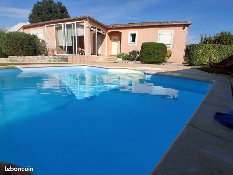 Maison 6 pièces 127 m² · à Eyguières · 127 m² · 570 000 €