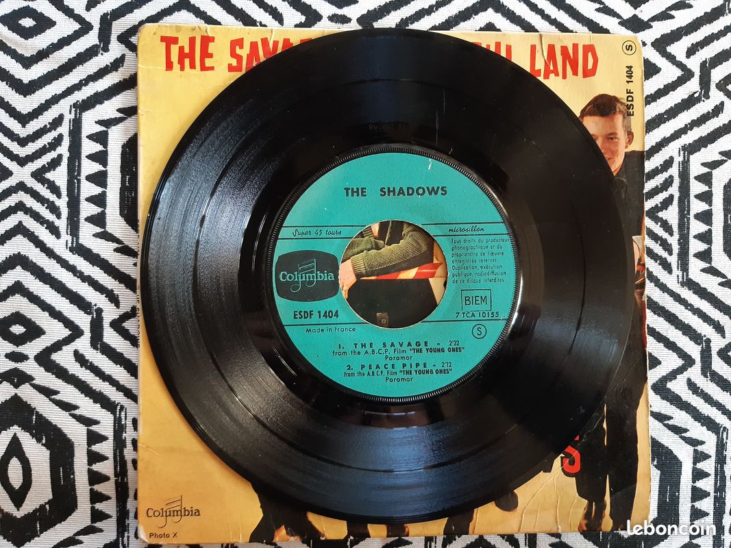 Disque vinyle The shadows "The savage" 45T (image 2)