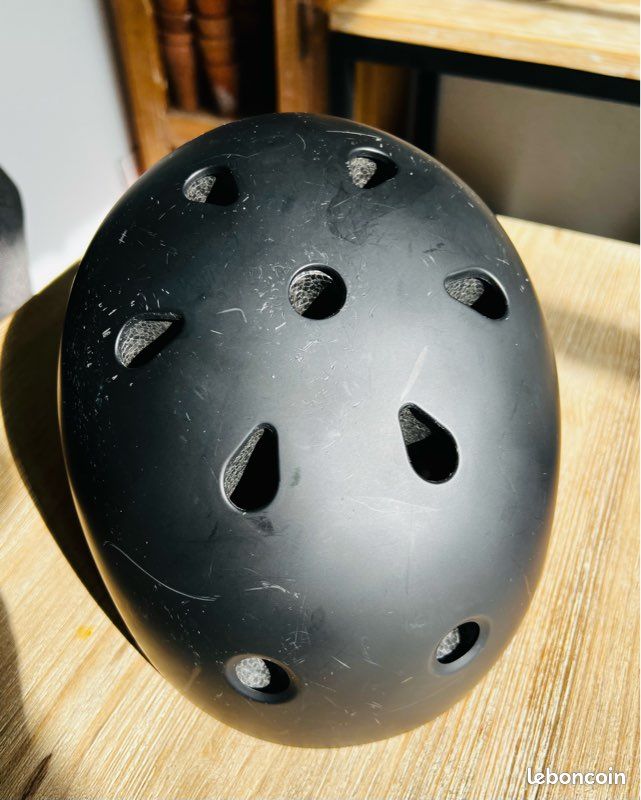 Casque de vélo/trottinette (image 1)