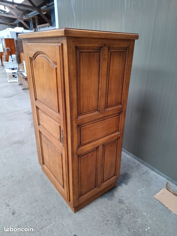 Meuble pour encastrer un frigo dans un coin cuisine (image 2)