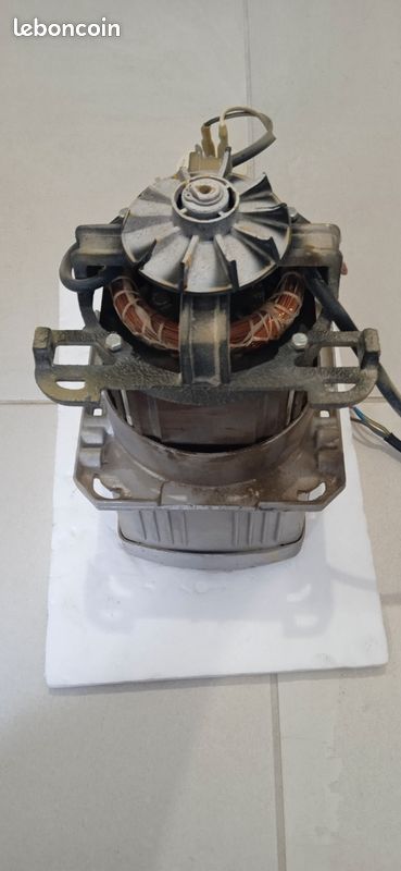 Un moteur électrique pour compresseur d'air (image 4)