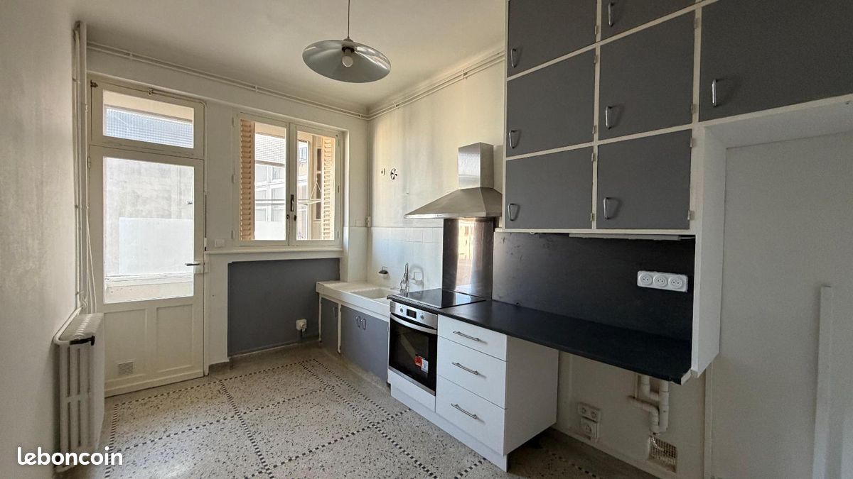 Appartement 4 pièces 124 m² · à Clermont-Ferrand · 124 m² · 1 360 €/mois