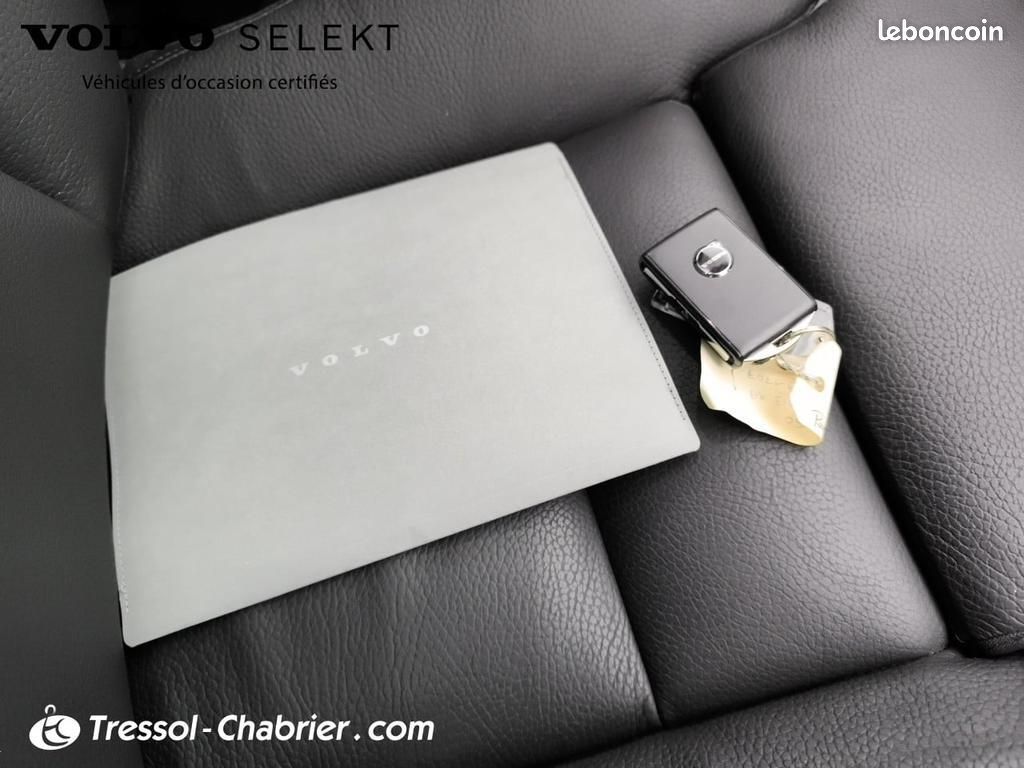 Volvo XC60 T6 Recharge AWD 253 ch + 145 Geartronic 8 Plus Style Dark (image 16)
