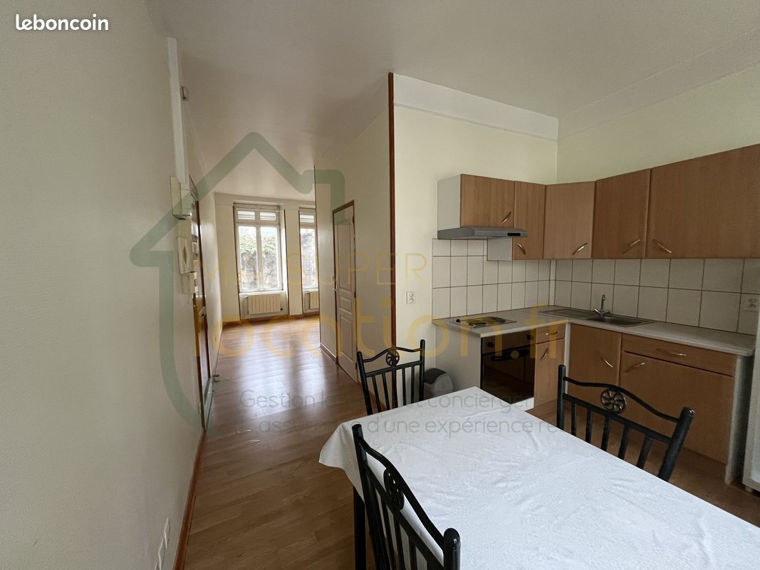 Appartement 20 m² · à Saint-Quentin · 20 m² · 350 €/mois