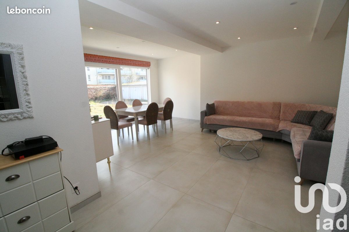 Maison 8 pièces 240 m² · à Colmar · 240 m² · 352 000 €