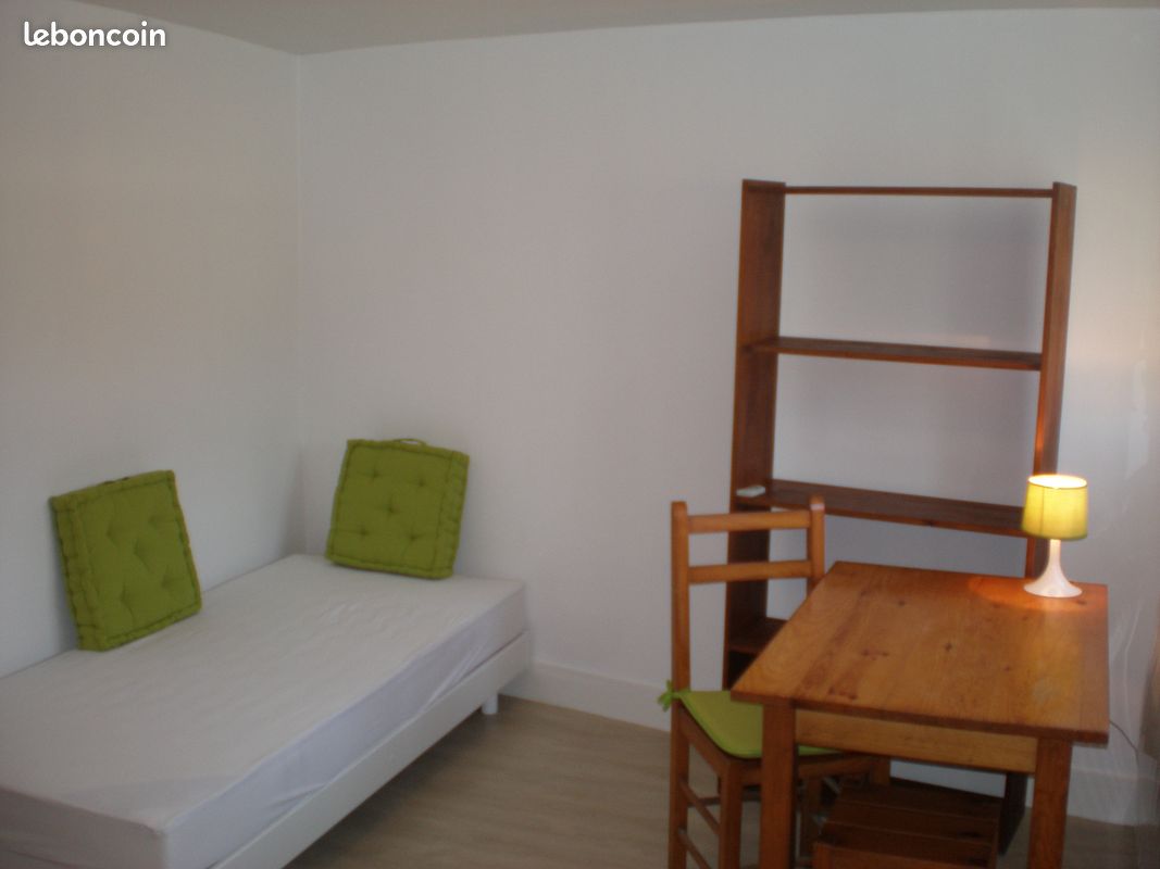 Appartement 1 pièce 17 m² · à Caen · 17 m² · 380 €