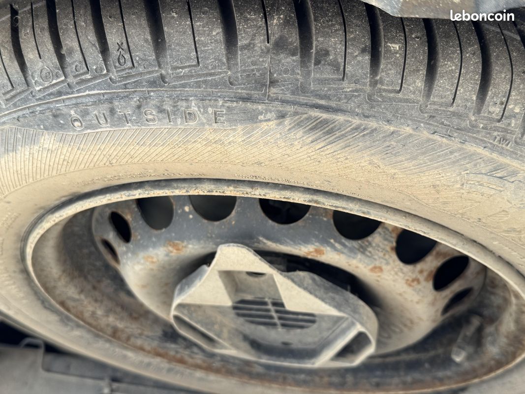 RENAULT Clio TCe 90 E6C Business (image 8)
