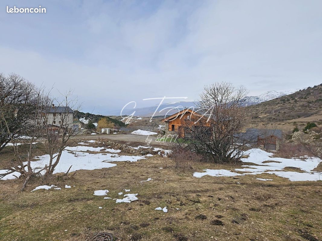 Terrain 531 m² · à Égat · 531 m² · 140 000 €