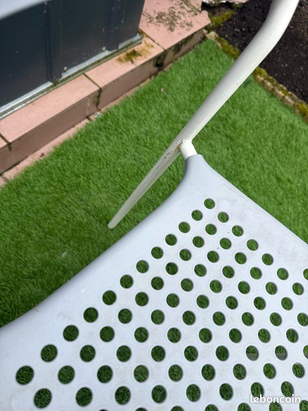 4 chaises de jardin (image 6)