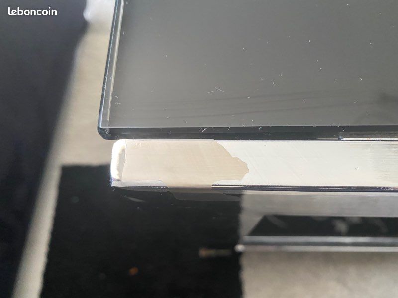 Table basse en verre noir (image 9)