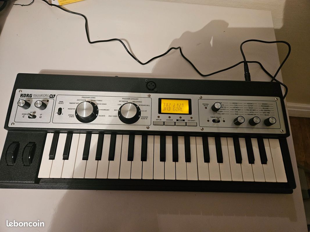 Synthetiseur Korg Microkorg XL (image 1)