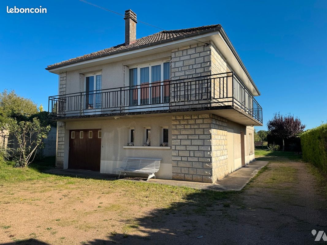 Maison 5 pièces 106 m² · à Durdat-Larequille · 106 m² · 115 776 €