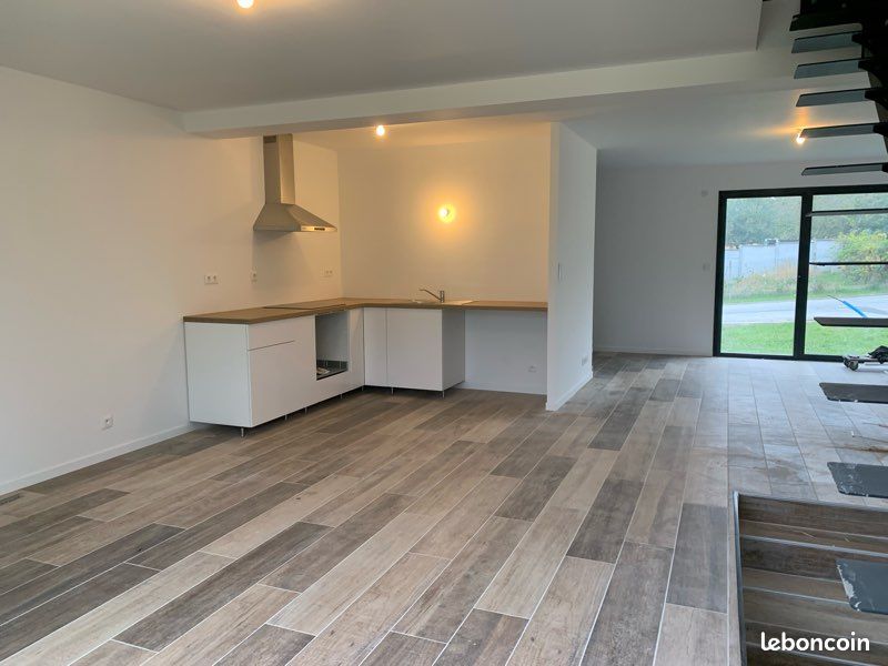 Maison a louer mantes-la-ville - 5 pièce(s) - 105 m2 - Surfyn