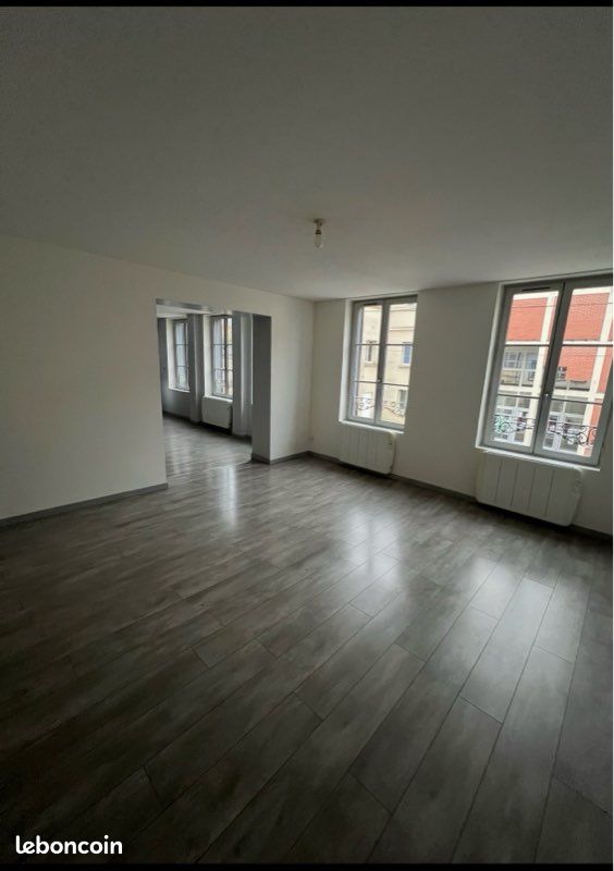 Appartement 4 pièces 92 m² · à Vouziers · 92 m² · 665 €