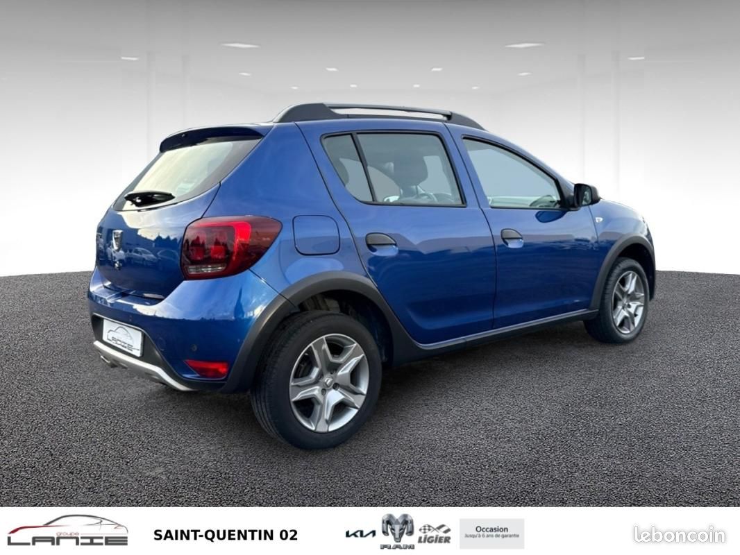 Dacia Sandero Blue dCi 95 Stepway (image 2)