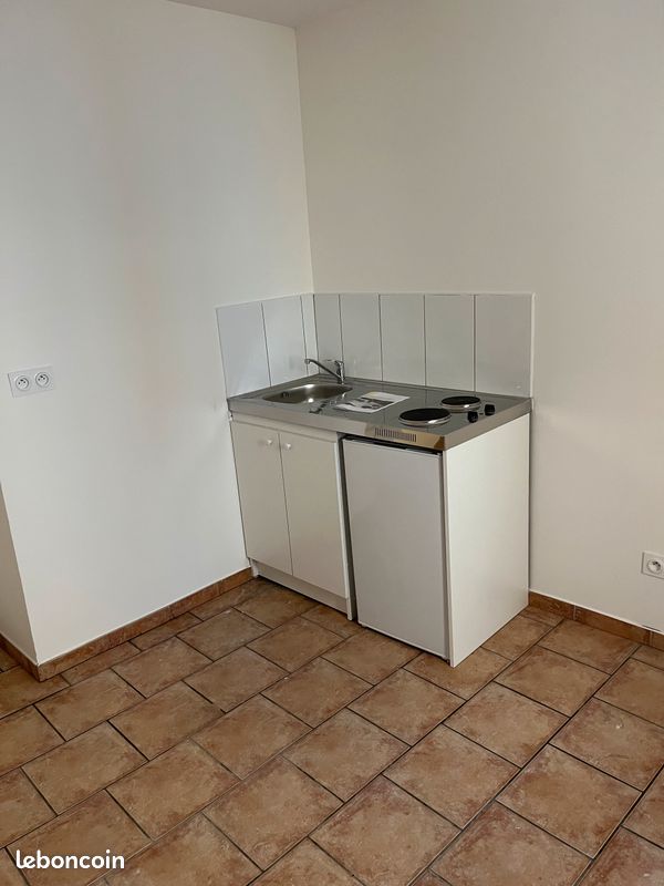 Appartement 1 pièce 26 m² · à Orange · 26 m² · 450 €