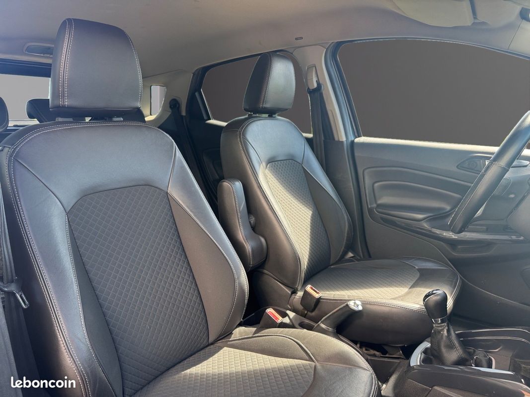FORD ECOSPORT 1.5 TDCi 95 FAP Titanium radar de recul climatisation garantie 12 mois (image 11)