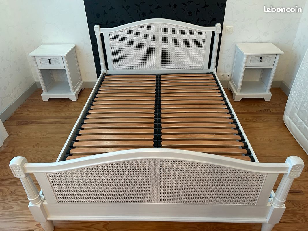 Réservé Ensemble lit sommier matelas tables de chevet (image 2)