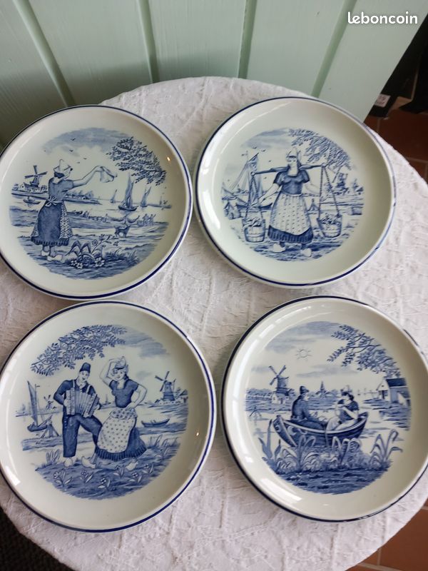 Assiettes à Pain " décor de Delft " par Boch lot de 4 (image 3)
